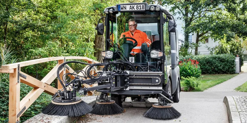 Karcher MC 130 Street Sweeper - three-brush system