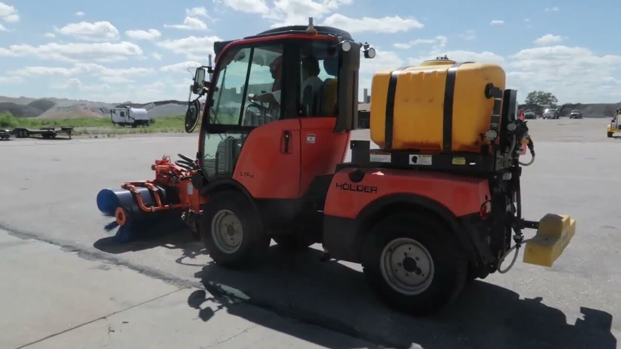 Articulating Tractors Revolutionizing Countless Applications